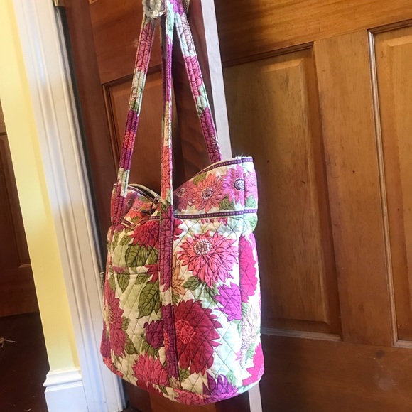 Vera Bradley Tote - Picture 10 of 11